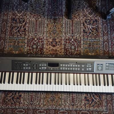 Roland RD-170 1986 - silver