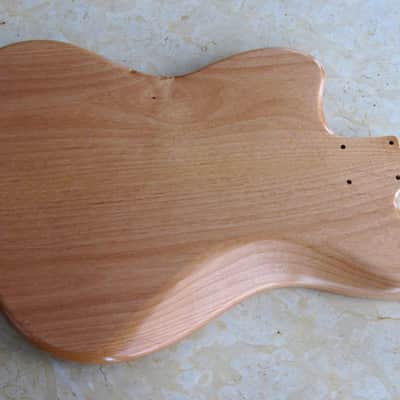 Lacquered Alder Jazzmaster Body + Vibrato Natural image 3