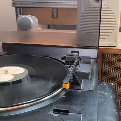 Sony/Bose PORTABLE TURNTABLE SYSTEM. TINY HI-FI. AMAZING SOUND 2000's B&W image 3