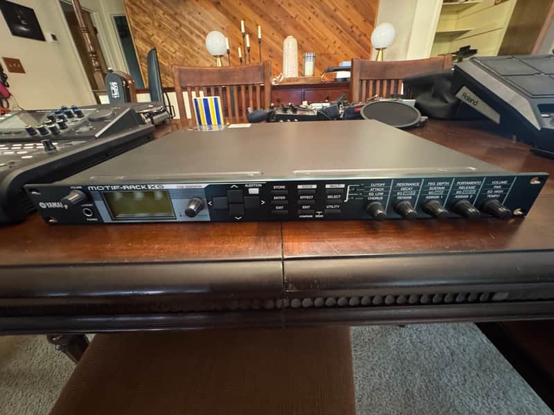 Yamaha Motif XS Rack Tone Generator 2000s - Gray image 1