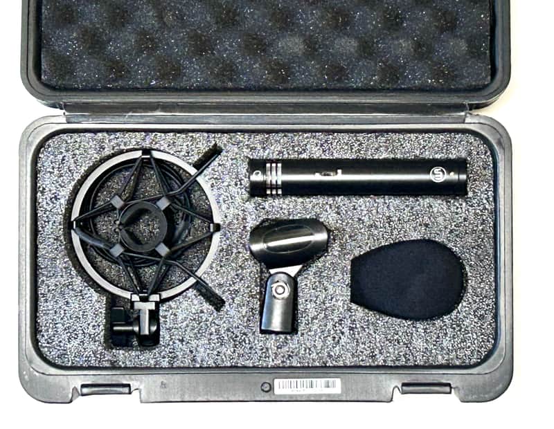 Warm Audio WA-84 Small Diaphragm Cardioid Condenser Microphone 2019 - Present - Black image 1