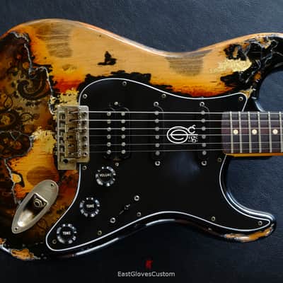 Fender Stratocaster FSR Paisley HSS Black/Gold Leaf Heavy Aged Relic (RARE) image 2