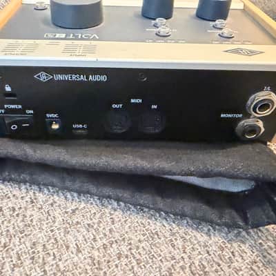 Universal Audio Volt 276 USB-C Audio Interface 2021 - Present - Tan / Gray image 3