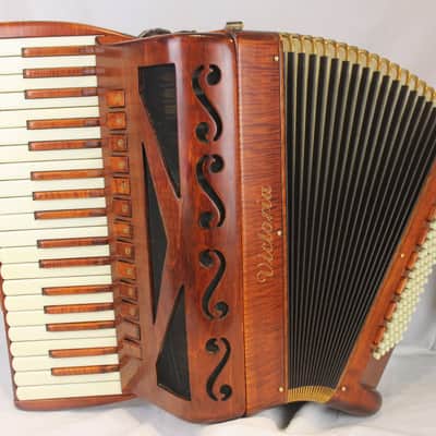 Immagine 6632 - Mahogany Victoria Poeta Senior A408VP Piano Accordion LMMH 37 96 - 1
