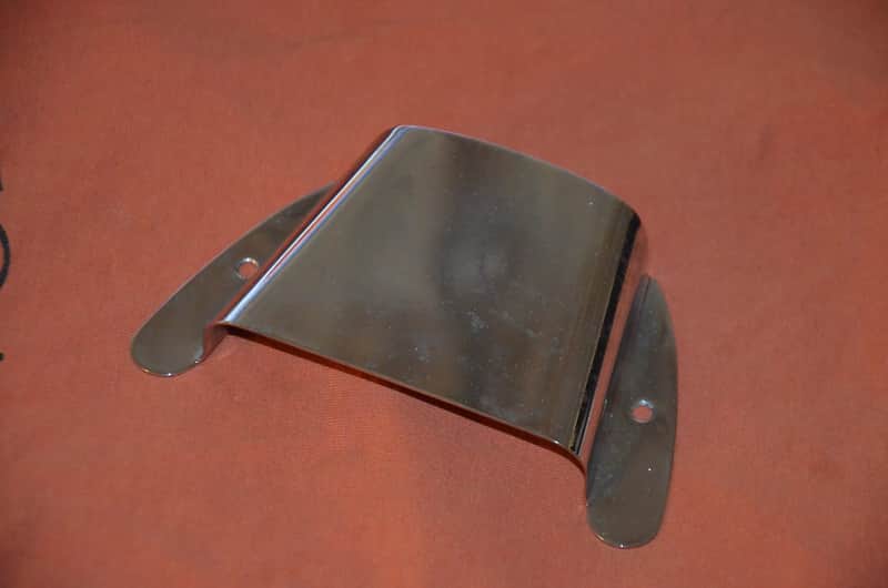 Fender real vintage 1952 Precision bass bridge cover image 1