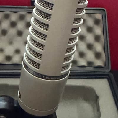 Electro-Voice RE-20 image 3