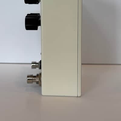 Walrus Audio Lore Reverse Soundscape Generator Limited Edition - Kamakura Series 2022 - Kamakura image 4
