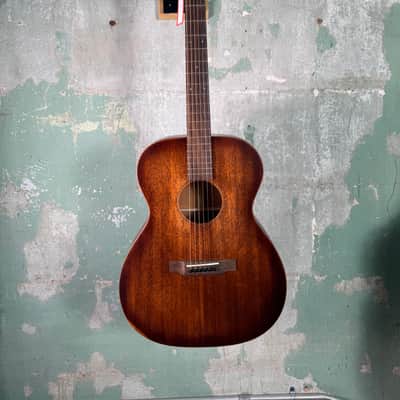 Martin 000-15M StreetMaster 2017 - Present - Mahogany Burst image 1