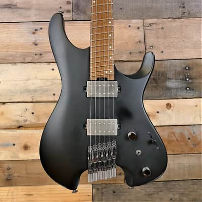 Ibanez Ibanez QX52-BKF Quest Standard 2021 - Black Flat - Slanted Frets - With Original Bag 2021 - image 3