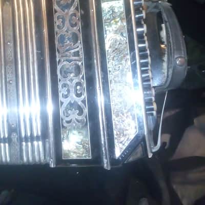 Alfred Arnold Rare Chemnitzer Concertina antique date unknown, gorgeous 1890-1930 - Black with mother of pearl inlays image 6