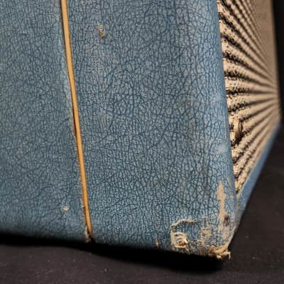 Vintage Supro Valco 1616T CORONADO JR Amp, 1963-64, Trojan Tremolo, Midnight Blue Rhino Hide Tolex w/White Piping image 12