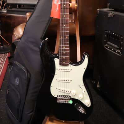 Fender Vintera III Early '60s Stratocaster Black (B-Stock) image 1