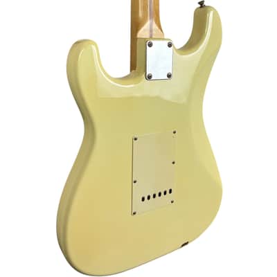 Fender Japan ST-45 Stratocaster 2004-2005 - Vintage White image 5