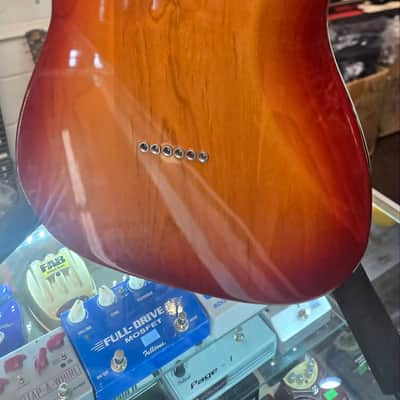 Fender Deluxe Tele 2008 - Aged Cherry Sunburst image 2