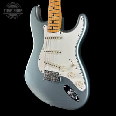 Used 2005 Fender Custom Shop 1966 Stratocaster Ice Blue Metallic Closet Classic w/case TSU24607 image 3