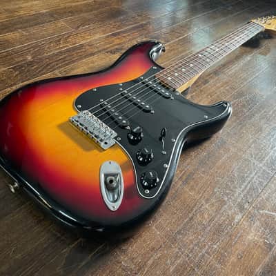 1982 Tokai Silver Star SS-38 Stratocaster Electric Guitar Sunburst MIJ Japan image 4