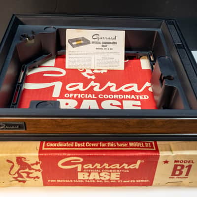 Garrard Turntable Base Model B-1 - Wood Grain Plastic image 2