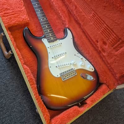 Fender Stratocaster 62 Reissue, 1994 - 3-Colour Sunburst image 2
