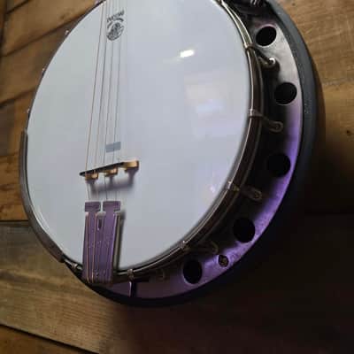Pre-owned Deering Goodtime Tenor Banjo 17 Fret w/pickup & bag image 3