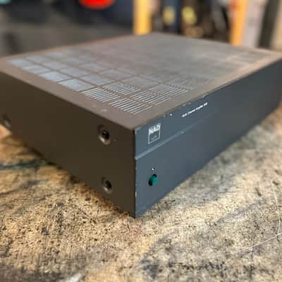 NAD Vintage, 6-Channel Solid-State Power Amp: Model 916 image 2