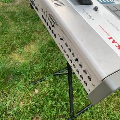 Akai MPC60 Integrated MIDI Sequencer and Drum Sampler 1988 - 1991 - Grey image 9