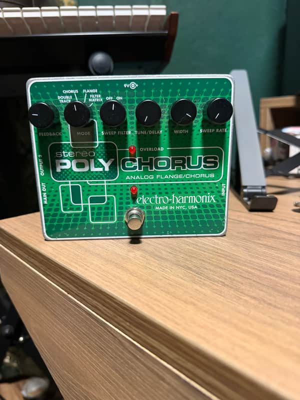 Electro-Harmonix Stereo Polychorus Analog Flange/Chorus Pedal | Reverb