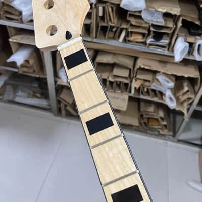 Maple Wood Natural Finish 4 String Jazz Bass Style Neck, 20 Frets Fingerboard image 1