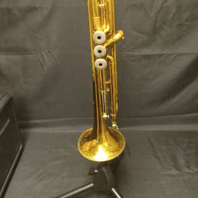 Conn Director 18B Trumpet serial 565558 - Lacquer image 4