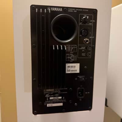 Yamaha HS8 8" Powered Studio Monitor (Pair) Excellent Condition - White image 9