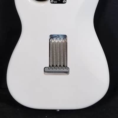 Fender Eric Johnson Stratocaster, Maple Fretboard, White Blonde W/Case image 13