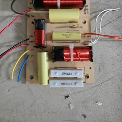 Yamaha 2-15 SV Passive x-over image 3