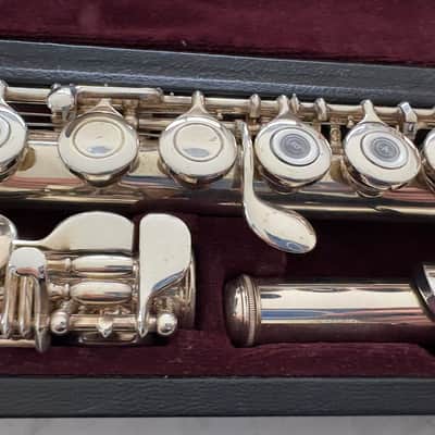 Yamaha YFL-481 Intermediate B-Foot Flute 2010s - Silver image 4