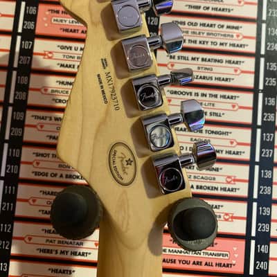Fender Duo-Sonic Special Edition Yellow image 3
