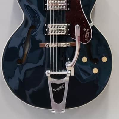 Gretsch G2420T STREAMLINER™ HOLLOW BODY WITH BIGSBY® - Laurel Fingerboard, Broad'Tron™ BT-3S Pickups, Midnight Sapphire image 7