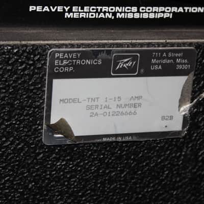 Peavey TNT 100 (1-15-Amp)/45 Watt Bass Combo image 6