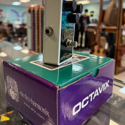 Electro-Harmonix Octavix Octave Fuzz 2015 - Present - Blue / Purple / Black image 6