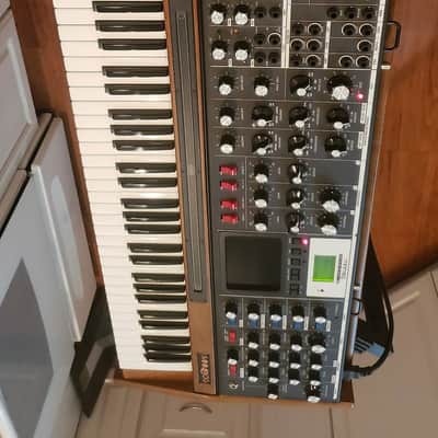 Moog Minimoog Voyager XL 61-Key Monophonic Synthesizer with Anvil Case with Wheels. image 8