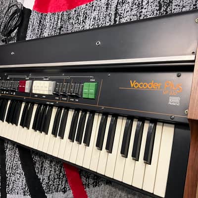 Roland Vocoder VP 330 Plus MK1 1980 - Black image 4