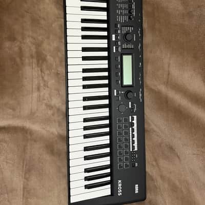 Korg Kross 2 - Black Matte image 6