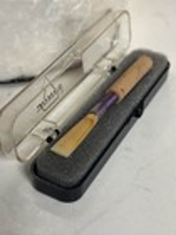 ⭐️Jones European Scrape Oboe Reed - Medium Hard⭐️Model 101⭐️ image 1