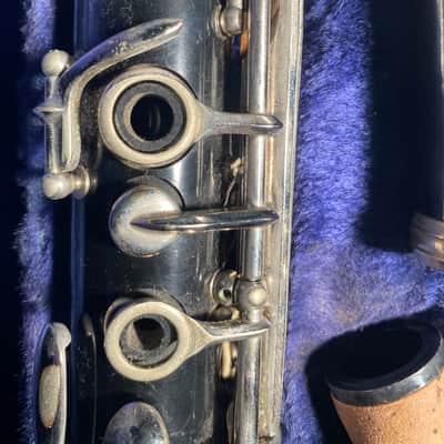 Bundy 1980's Bb Clarinet With Case image 7