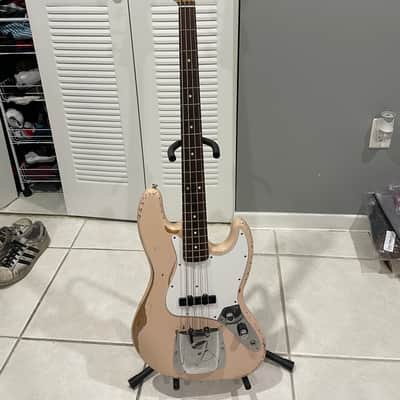 Fender Flea Artist Series Road Worn Signature Jazz Bass 2016