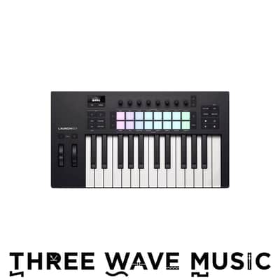 Novation Launchkey 25 MK4 [Three Wave Music]