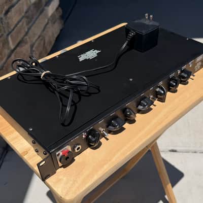 Kern IP-777 Bass Guitar preamp, IP777, rack, tube image 3