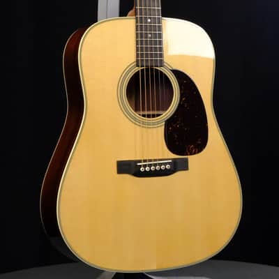 Martin D-28 Acoustic Guitar - Natural image 5