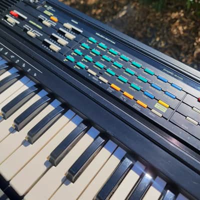 Kawai WK40 Synthesizer and MIDI Controller 1980s image 3