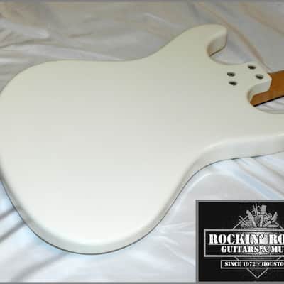Mosrite Johnny Ramone Signature Fillmore Japan 1996 White w/Ramones Case & COA image 6