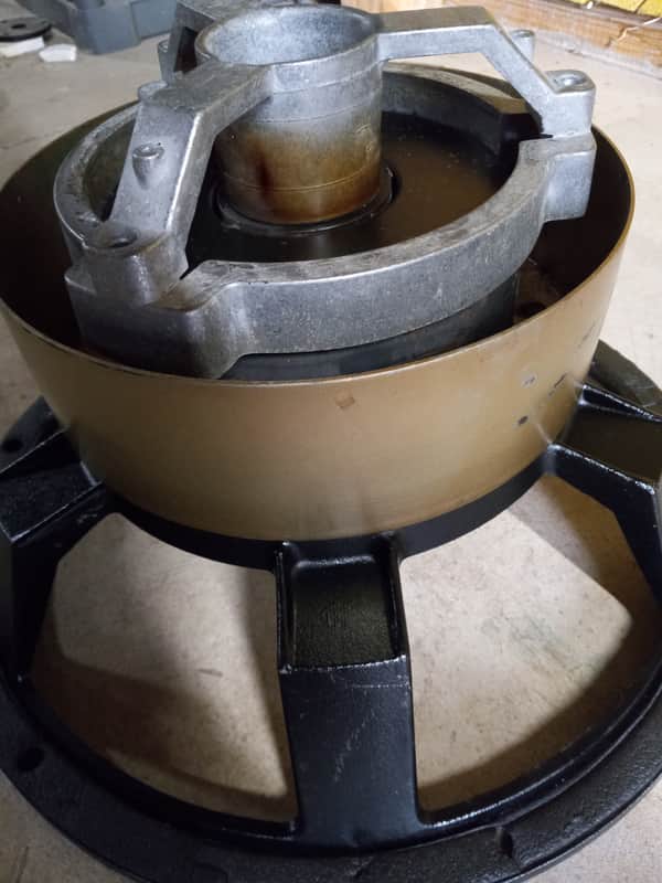 18" SUBWOOFER FRAME WITH MASSIVE STACKED MAGNET VELODYNE HGS18BG 18" SUBWOOFER MONSTER NEEDS RECONE  36 POUNDS! image 1