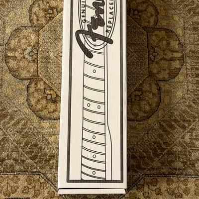 Fender Roasted Maple Precision Bass® Neck, 20 Medium Jumbo Frets, 9.5", Maple, C Shape image 12