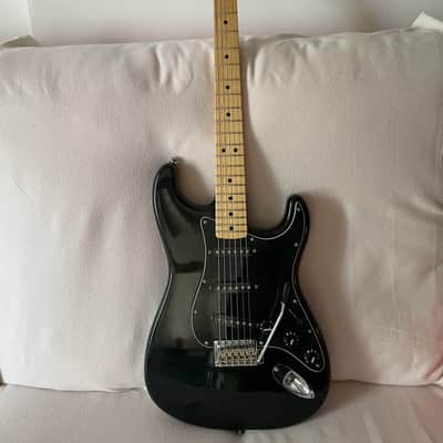 Fender Stratocaster with Maple Fretboard 1978 - 1981 - Black image 9